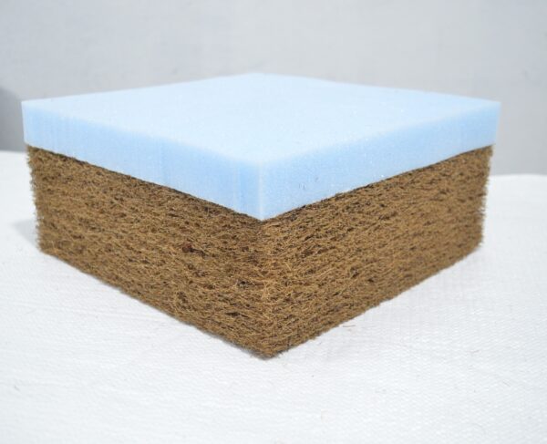 Sandwich Mattress and sheets - Image 2